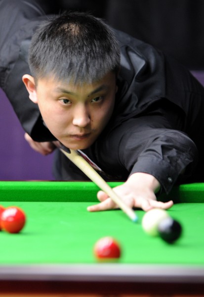 人在战术执 人在战术执