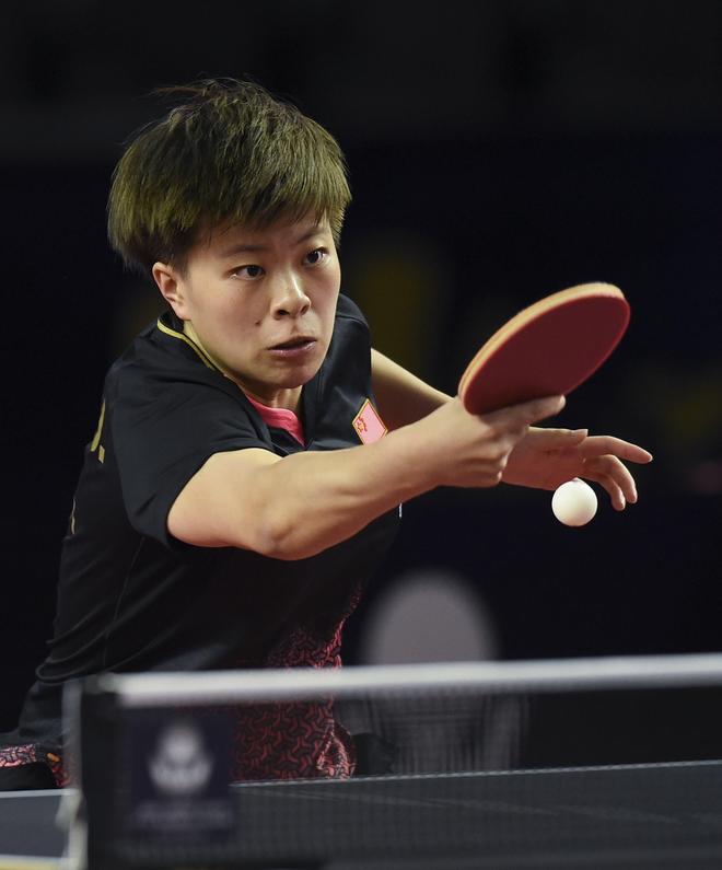 乐部陷入长 乐部陷入长